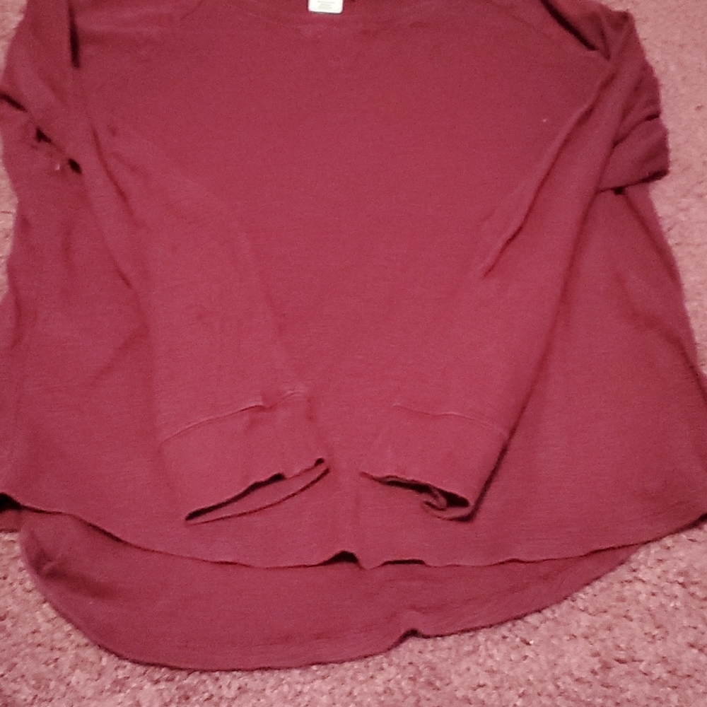 Top - Picture 2 of 2
